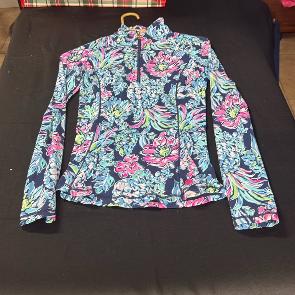 Women’s Lilly pulitzer pullover